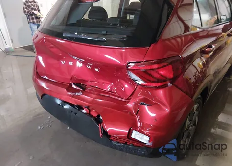 2025 Hyundai Venue Sel from USA, damaged, VIN KMHRC8A31SU362190